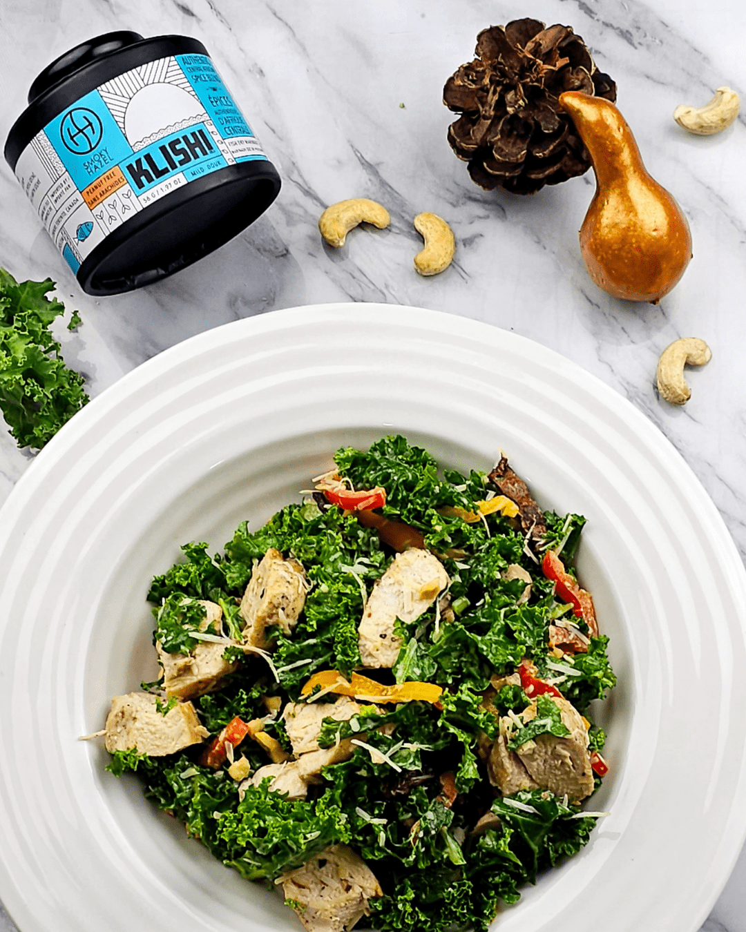 Ensalada Klishi de pollo y verduras