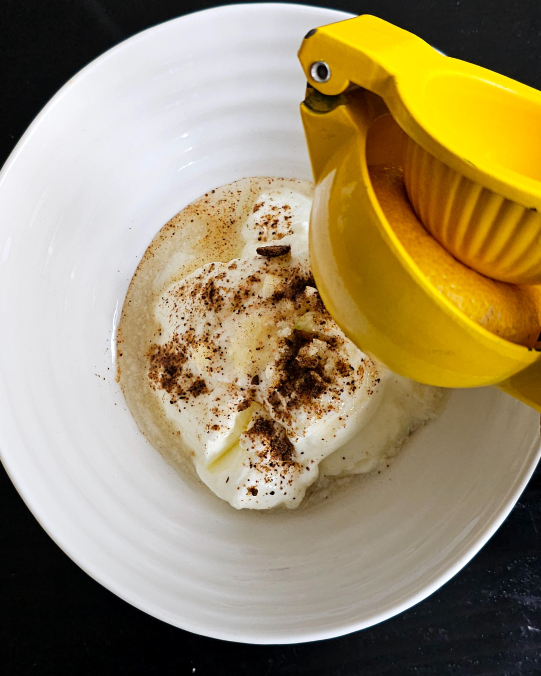 Dip de yogur con pimienta Likouala